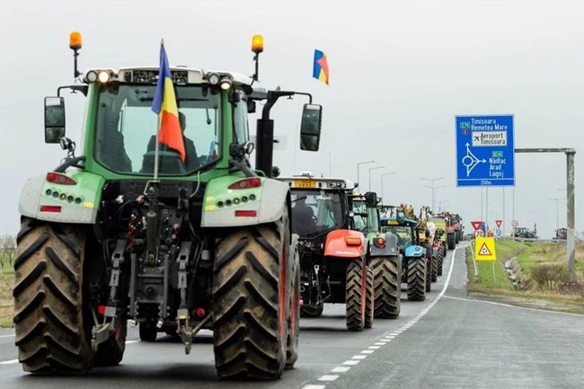 Gia tăng làn sóng biểu tình phản đối tình trạng dư thừa nông sản từ Ukraine (08/4/2023)